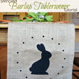 Stenciled Burlap Tablerunner Tutorial