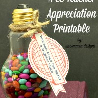 Free Teacher Appreciation Printable Tags Teachers Make the World a Brighter Place www.uncommondesignsonline.com #TeacherAppreciation #FreePrintables