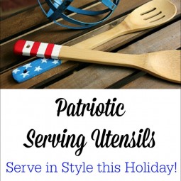 Painted Patriotic Serving Utensils add a quick bit of style to your Fourth of July table or buffet! www.uncommondesignsonline.com