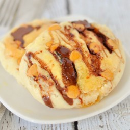 Peanut Butter Nutella Pancakes via Uncommon Designs