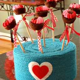 Valentine Cake Pop Stand made with a yarn wrapped Make It Fun Foam Cake Round! by Uncommon Designs