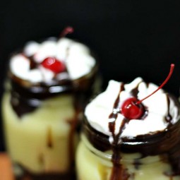 Individual Boston Cream Trifles. Because no one should have to share a Boston Cream Pie trifle! A Mason Jar Dessert by Uncommon Designs