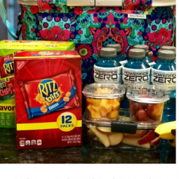 Create a Mobile Snack Station with a Rolling Insulated Cooler, ice packs, a freezable lunch sak for healthy and filling snacks. No more expensive trips to the convenience store or drive thrus! #SaveSnackScore #ad @Walmart