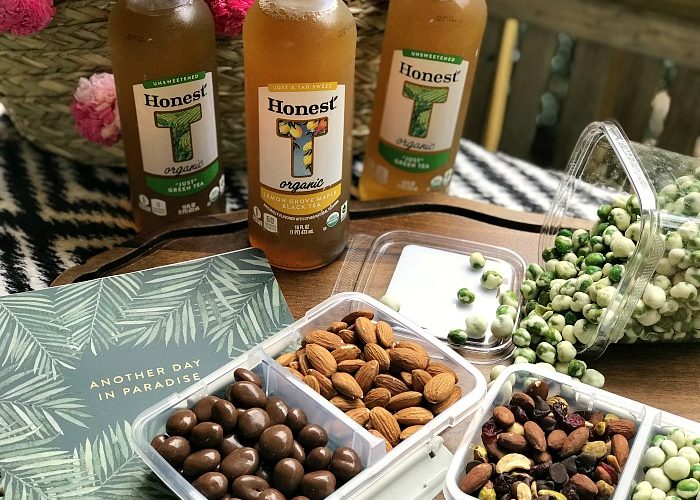 10 Ways to stay healthy and happy for moms on the go!