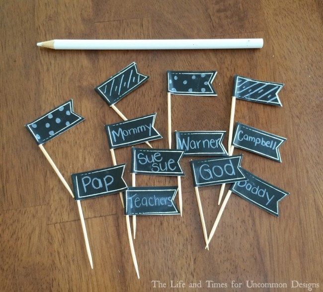 Show what you are grateful for in the sweetest way... Thanksgiving Cupcakes via Uncommon Designs
