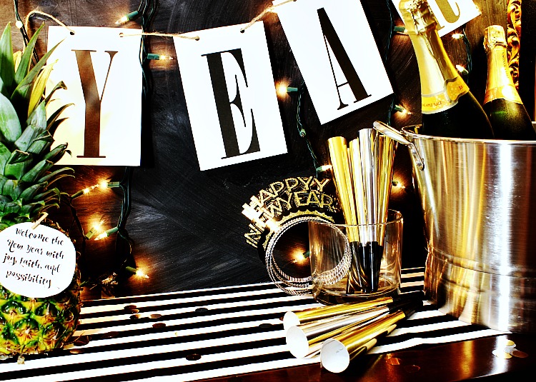 Delighted Contemporary 12 months Cost-free Printable Banner photo regarding Happy New Year Banner Printable named Satisfied Fresh Calendar year Free of charge Printable Banner